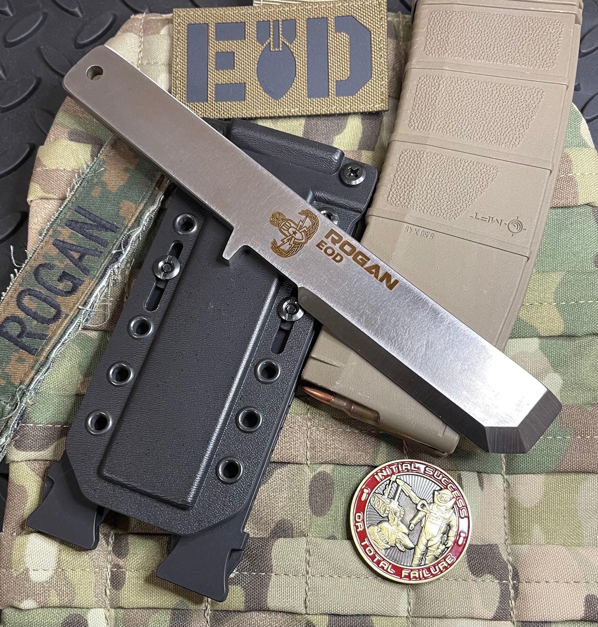 Engraved Rogan USA tool EOD Pry Bar and Chisel